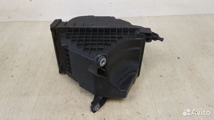 Корпус воздушного фильтра Kia Sorento III