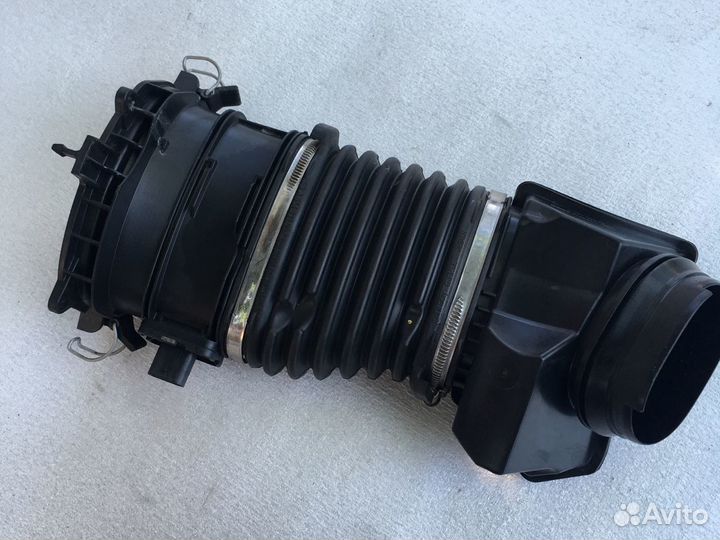 Воздухозаборник A6540901200 Mercedes W213 om654 20