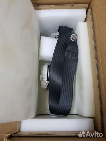 Ремень безопасности Ниссан Навара D40 H6884EB30B