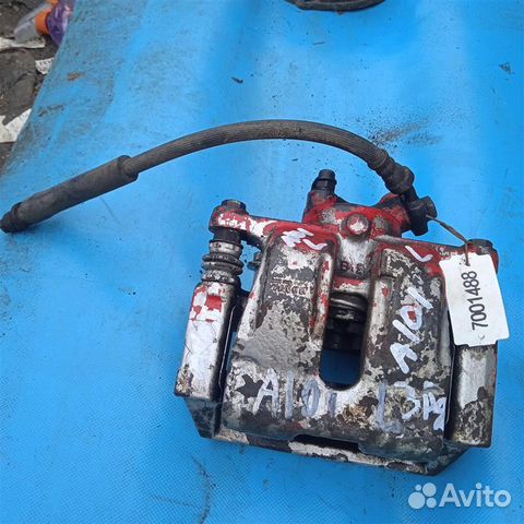 Суппорт тормозной задний левый Land Rover range R