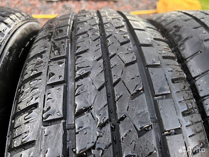 Bridgestone Duravis R660 215/65 R16 106T