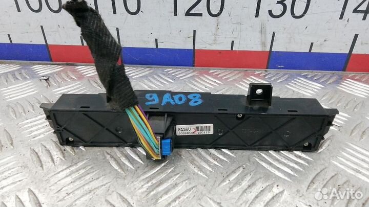 Кнопка аварийной сигнализации Opel Antara