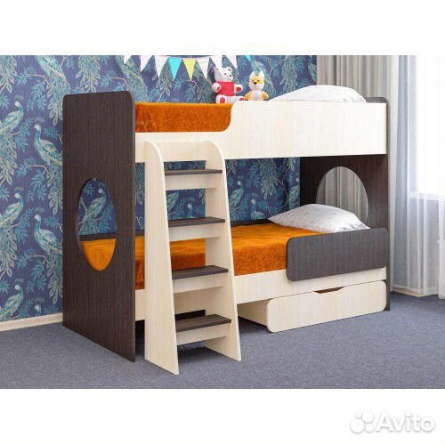Двухъярусная кровать