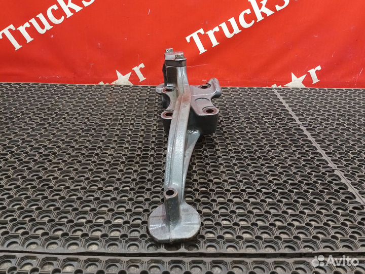 Кронштейн пневморессоры левый 2018г. Daf XF106