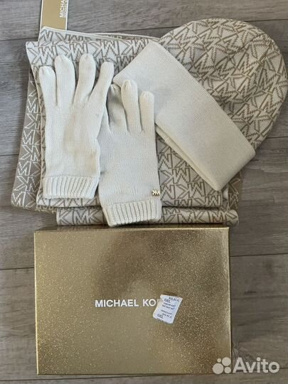 Подарочный набор шапка шарф перчатки