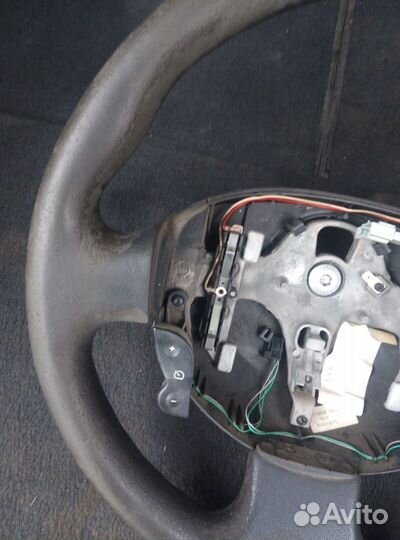 Рулевое колесо рено меган - сценик 2