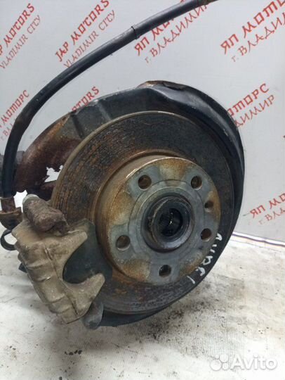 Ступица задняя левая Audi A4 B6 универсал AMB 2004