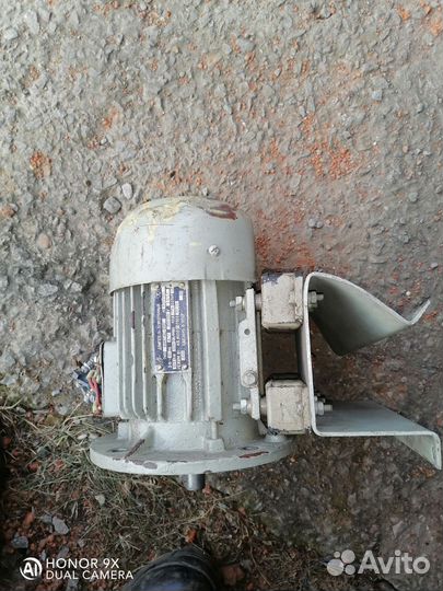 Продам электродвигатель