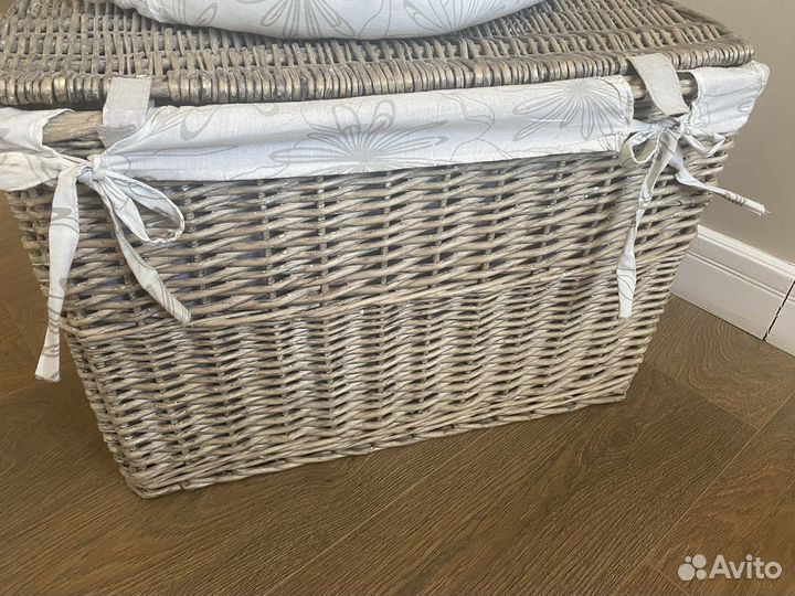 Корзина плетеная с крышкой для детских игрушек