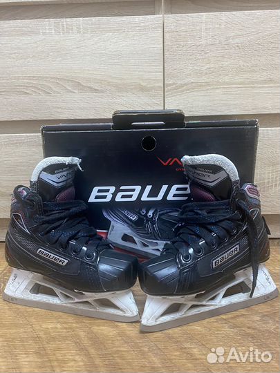 Хоккейные коньки вратарские bauer vapor