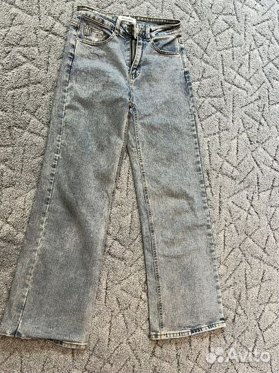 Джинсы