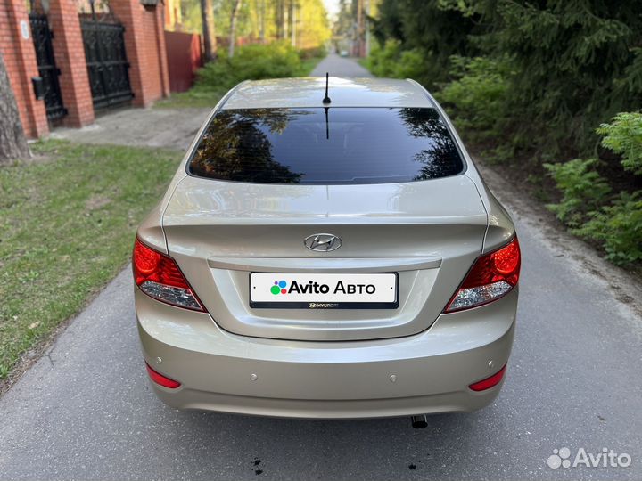 Hyundai Solaris 1.4 AT, 2011, 179 000 км