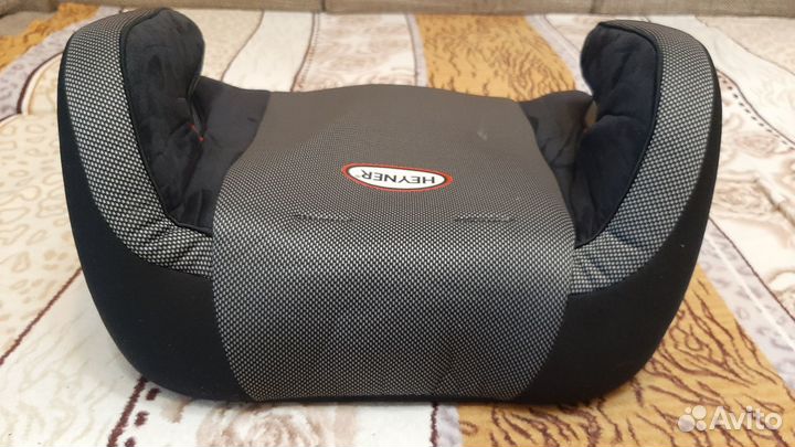 Детский бустер автомобильный