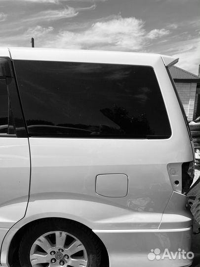 Стекло задние боковое Toyota Alphard 2000-2008