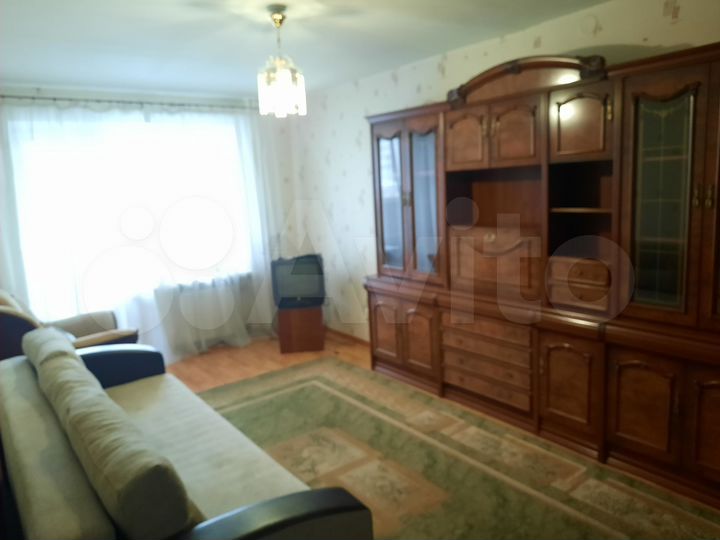 2-к. квартира, 54 м², 4/10 эт.