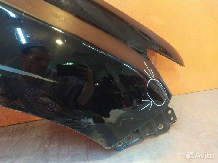 Крыло переднее правое Toyota Land Cruiser Prado