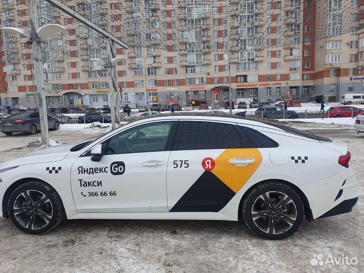 Брендирование, Оклейка авто под яндекс такси