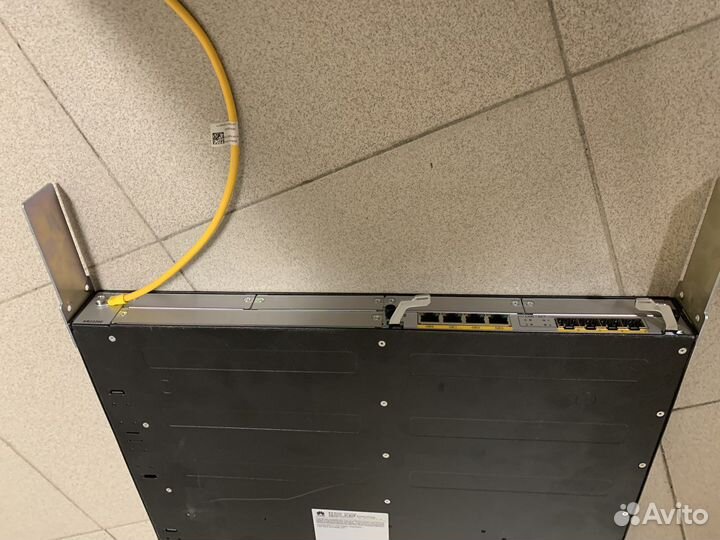 Коммутатор Huawei AR2220E