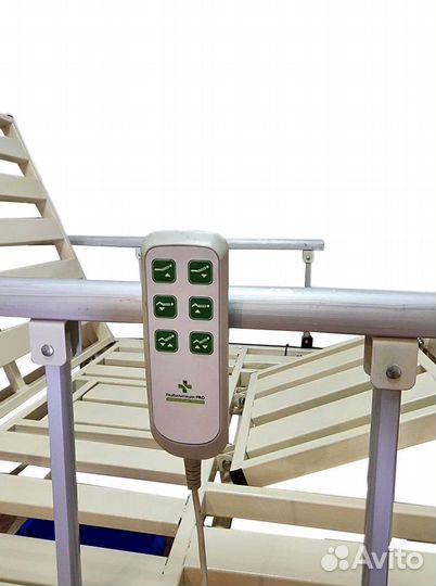 Медицинская кровать для ухода за больными