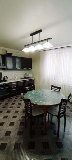 Дом 228 м² на участке 3,2 сот.