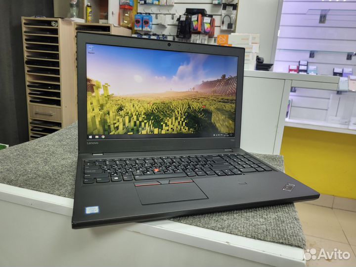 Ноутбук Lenovo i5-6200U 8GB DDR4 256GB SSD