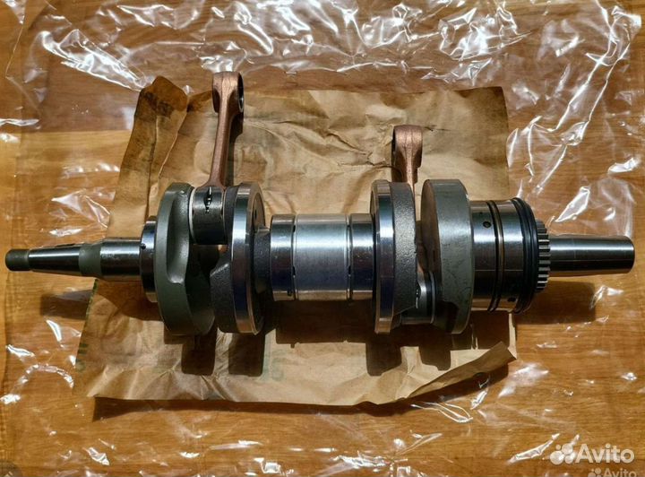 Коленвал снегохода Yamaha VK540 Ямаха 8AT-11400-01