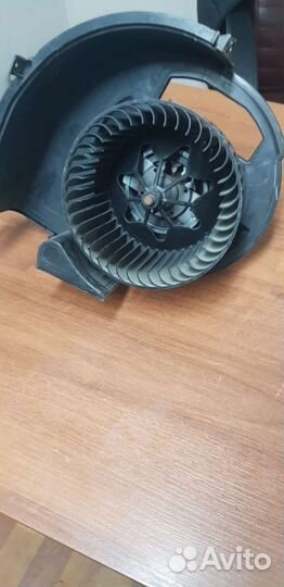 Мотор печки на вмw Х5.F15