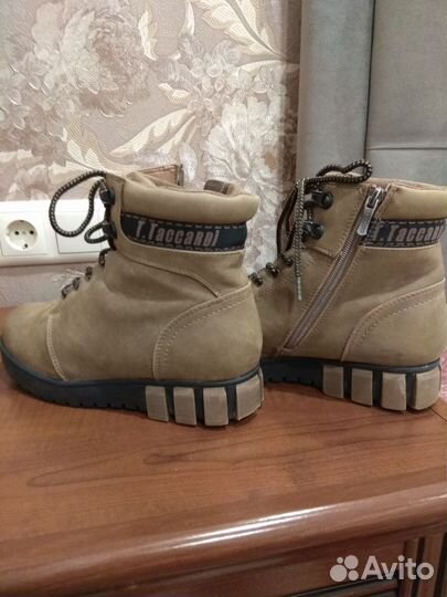 Ботинки на девочку