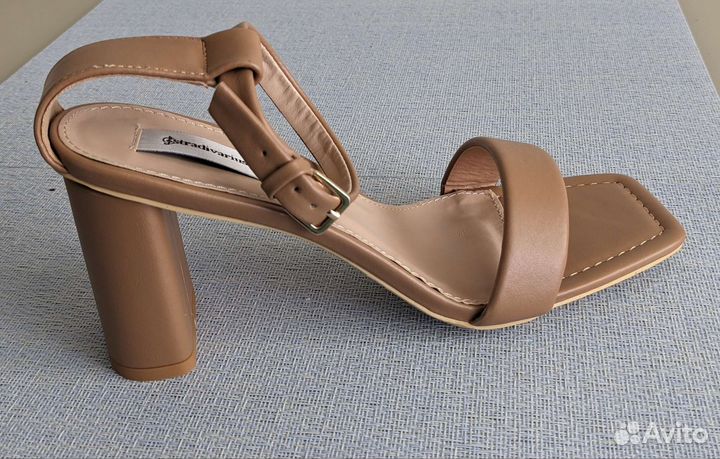 Туфли stradivarius