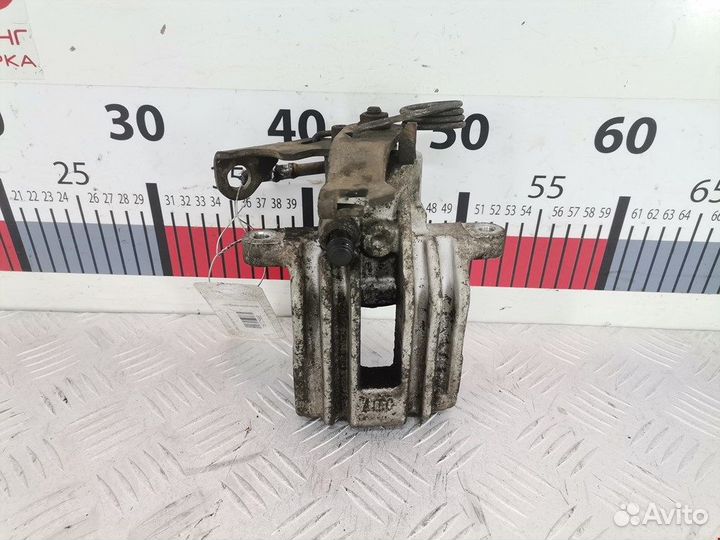 Суппорт задний левый для Audi A6 C5 8E0615423