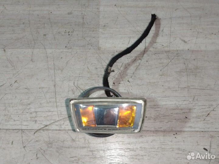 Повторитель в крыло передний Opel Astra H Twin