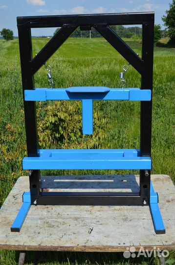 Пресс гидравлический (рама для домкрата)