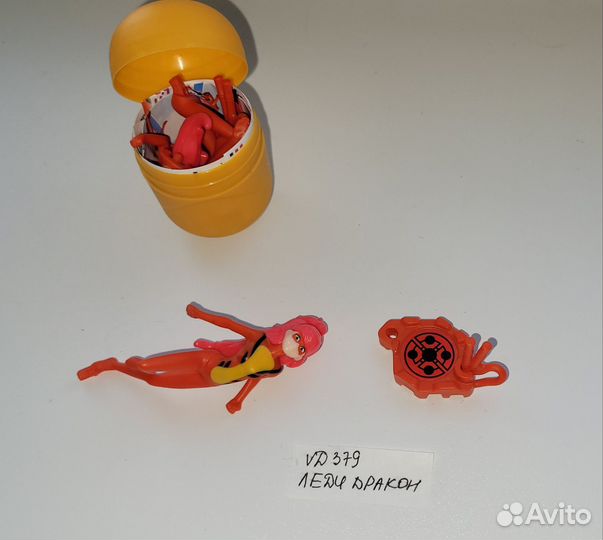 Игрушки Kinder Miraculous - Леди Баг & Супер Кот