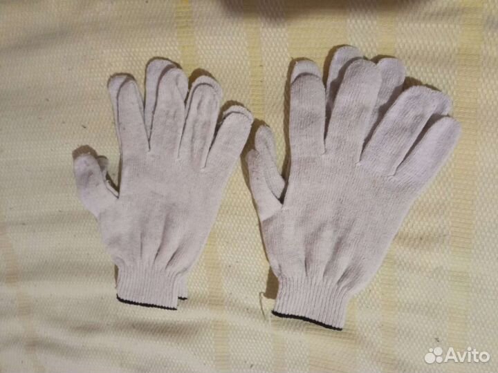 Перчатки