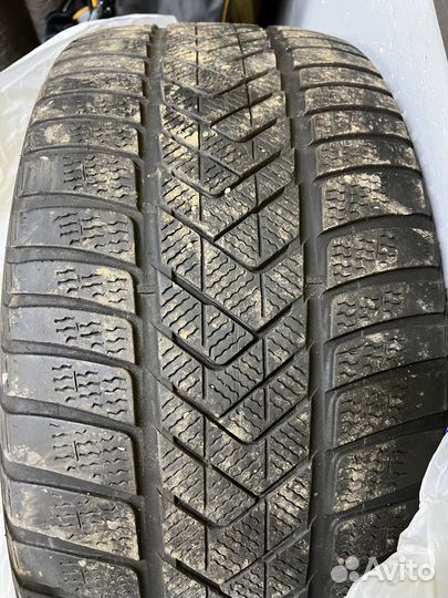 Pirelli Scorpion Winter 275/40 R21 107V