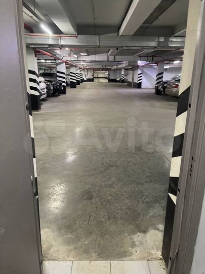 Машиноместо, 16 м²