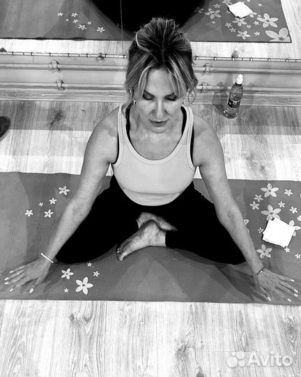 Тренер йога