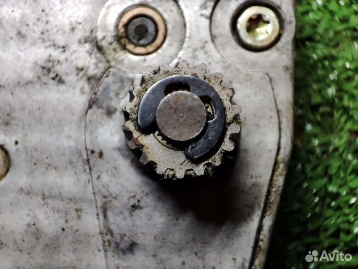 Мотор люка Volkswagen golf 3