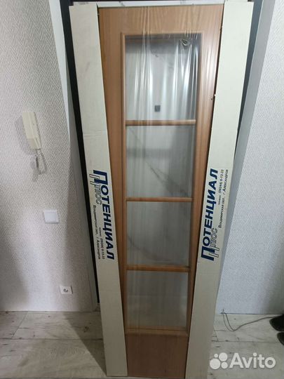 Дверь из дсп,60 см,две штуки,без стекла,новые