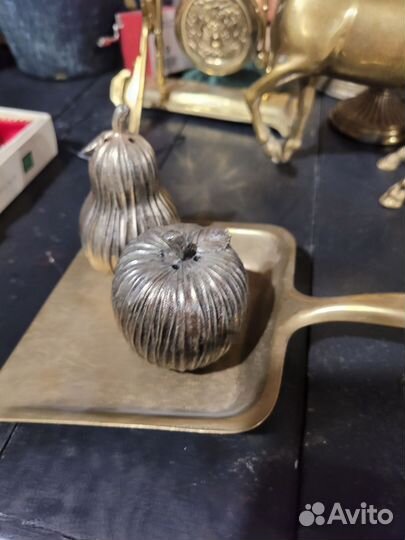 Нож для стола, совочек для крошек, набор соль пере