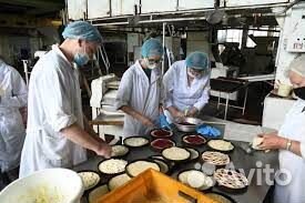 Работник на хлебное производство