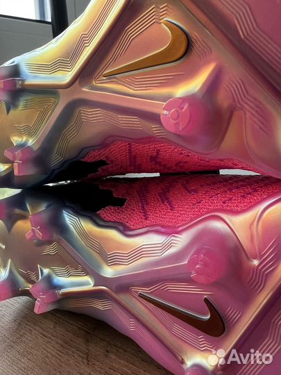 Футбольные бутсы Nike phantom gx elite розовый