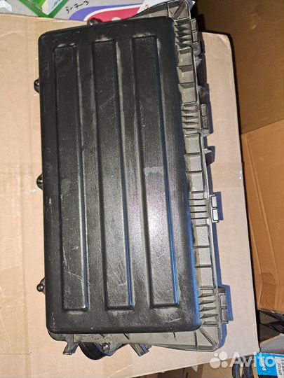 Корпус воздушного фильтра 036129611CM Polo