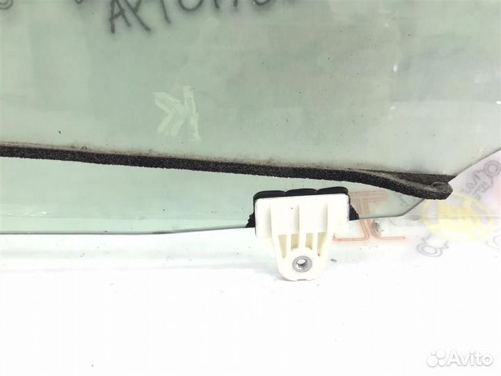 Стекло двери переднее правое Nissan Teana (J32) 2