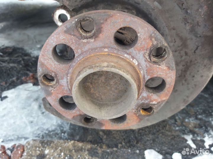 Ступицы задние пассат б5 б5+