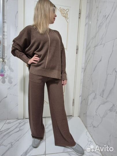 Костюм женский теплый