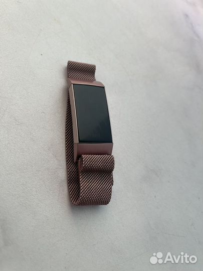 Фитнес браслет умные часы Fitbit charge 3