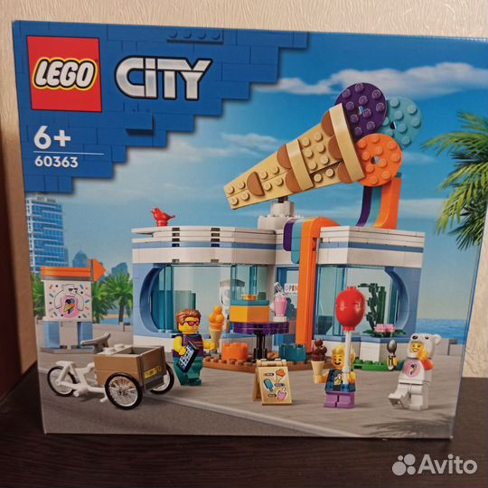 Lego city Магазин мороженого Новый 296 деталей