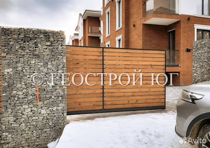 Забор из габионов. Подпорная стена