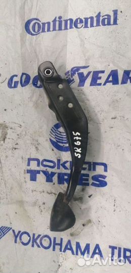 Педаль тормоза Skoda Octavia A4